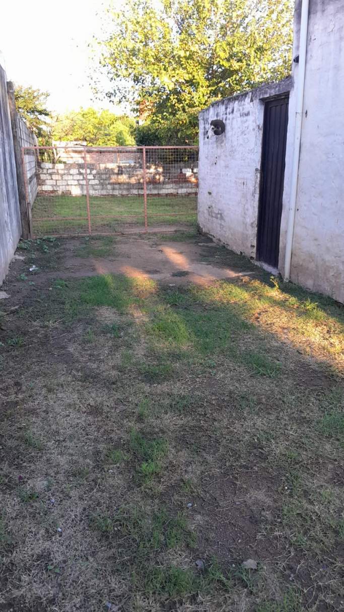 Alq. Casa c2 dorm. B Yofre Sud.