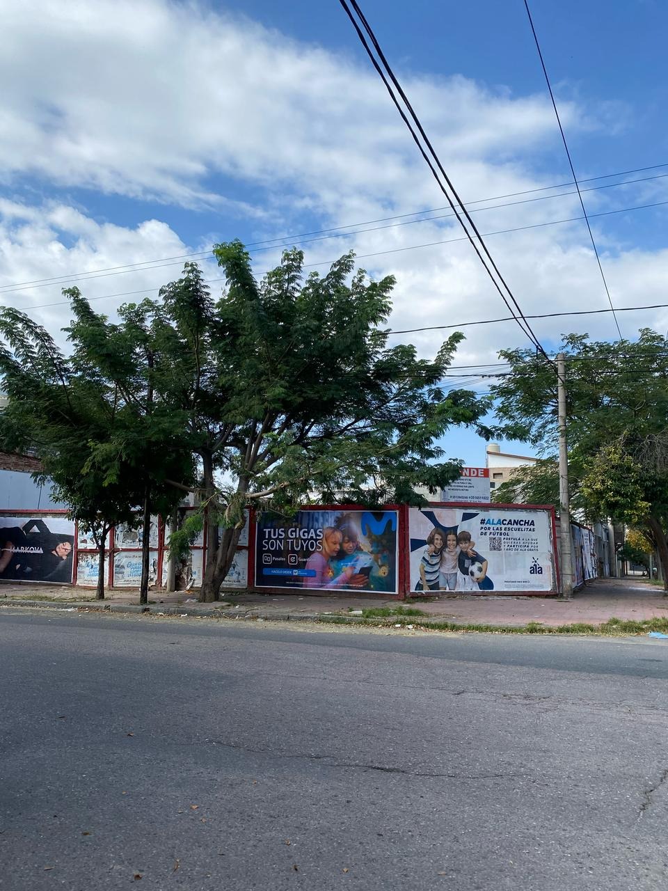 LOTE ESQUINA - OPORTUNIDAD