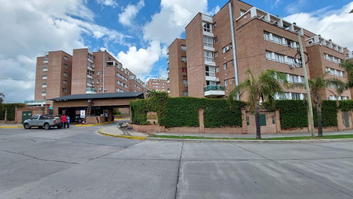 TU PROXIMO HOGAR EN MILENICA UNIVERSITARIA! DPTO CON COCHERA PROPIA Y AMOBLAMIENTO