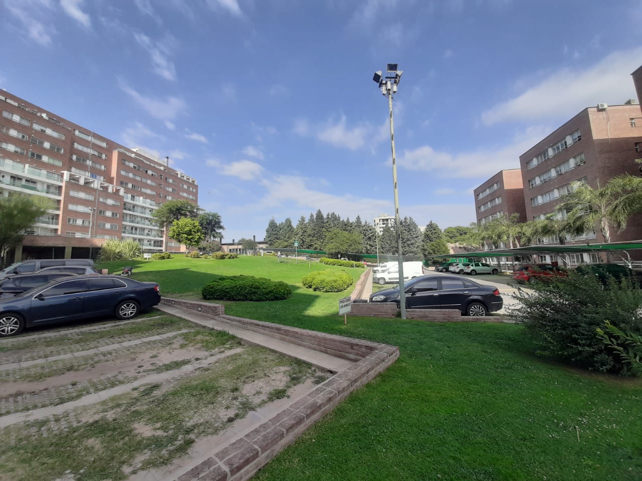 TU PROXIMO HOGAR EN MILENICA UNIVERSITARIA! DPTO CON COCHERA PROPIA Y AMOBLAMIENTO