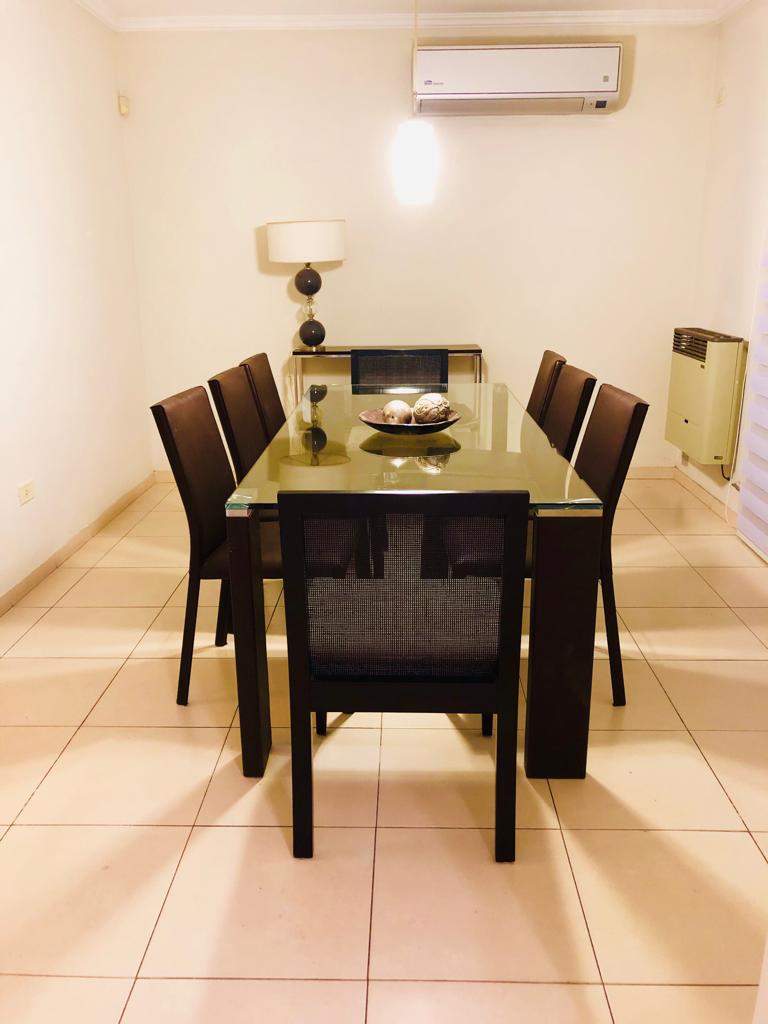 APTO BANCOR CASA 4 DORMITORIOS, 4 BAÑOS, PILETA Bº LOMAS DEL CHATEAU