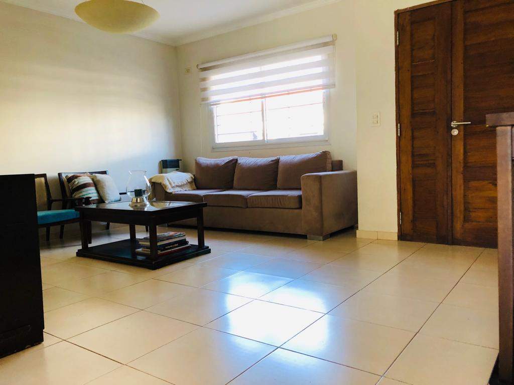 APTO BANCOR CASA 4 DORMITORIOS, 4 BAÑOS, PILETA Bº LOMAS DEL CHATEAU