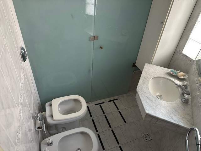 VENDO CASA 3 DORM CERRO DE LAS ROSAS