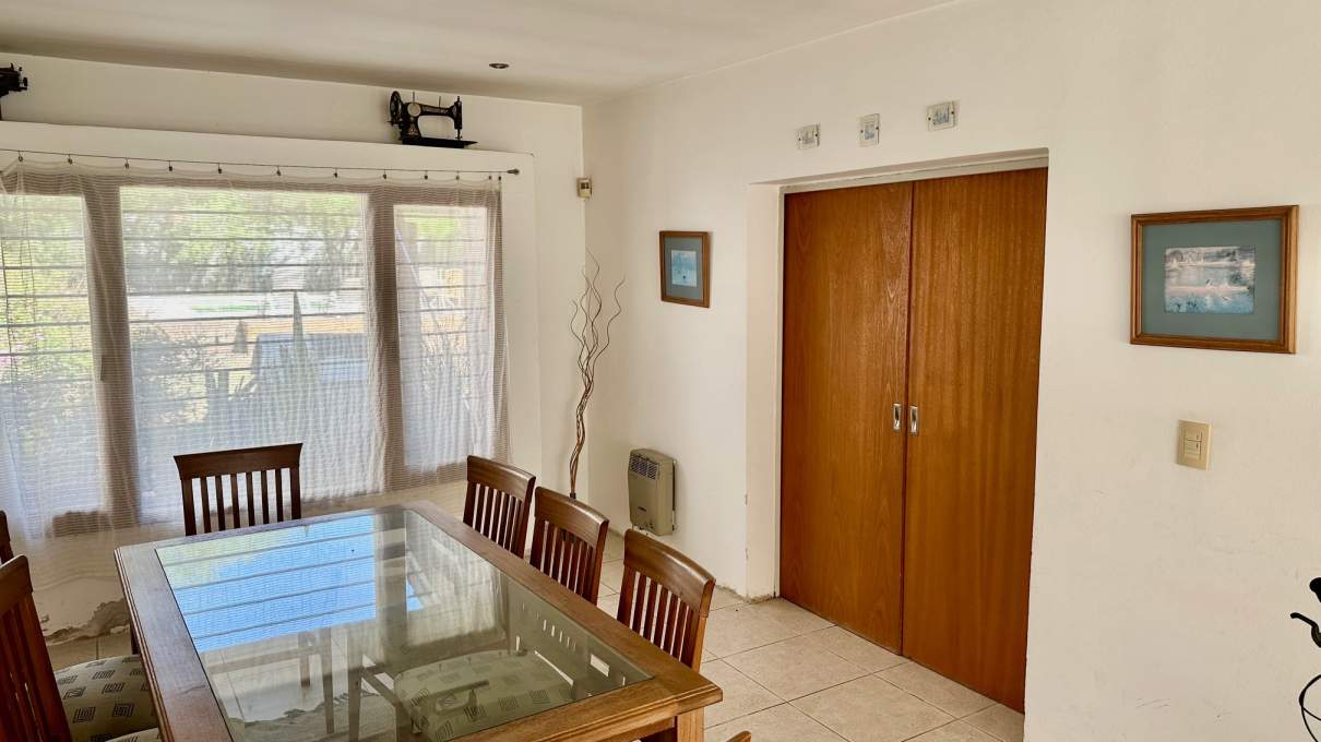 Casa en Venta Quintas de La Recta Gran Terreno con Patio y Píleta