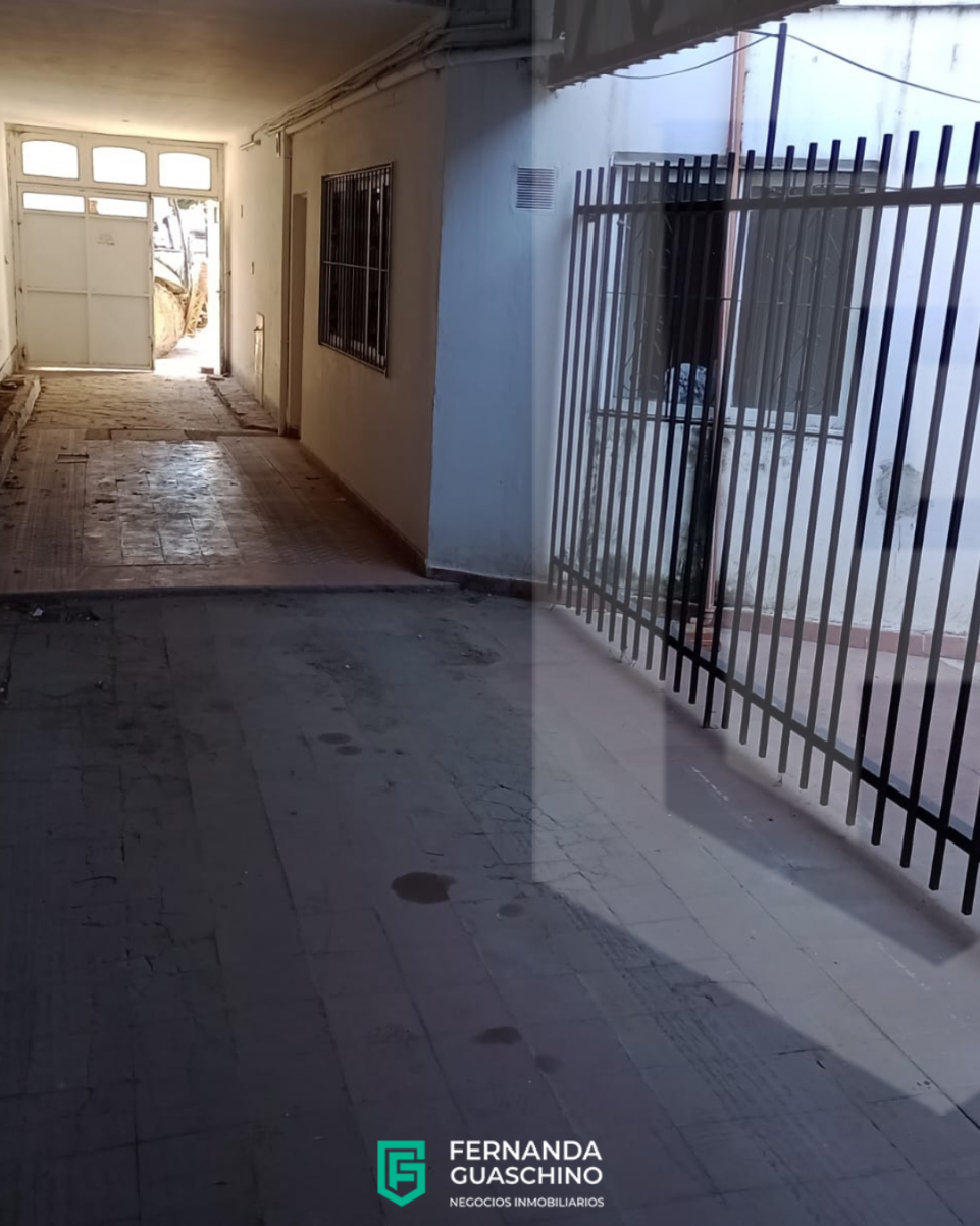 EN VENTA IDEAL INVERSIONISTAS INMUEBLE COMPUESTO POR TRES PROPIEDADES