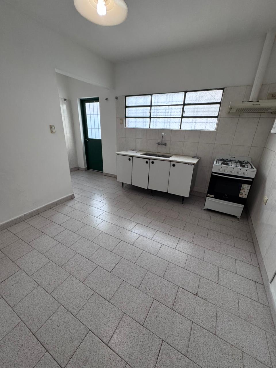 CASA ALQUILER BARRIO LOS PLATANOS 3 DORMITORIOS 2 BAÑOS COCHERA DOBLE