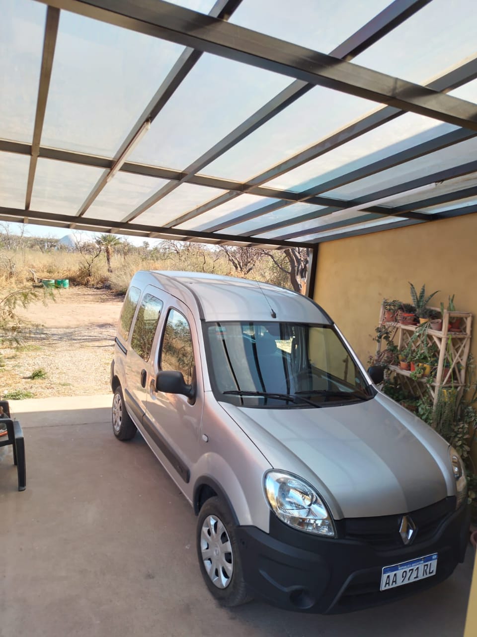 VENTA CASA 2 DORM. EN QUEBRADA DE LUNA- CHARBONIER- CÓRDOBA