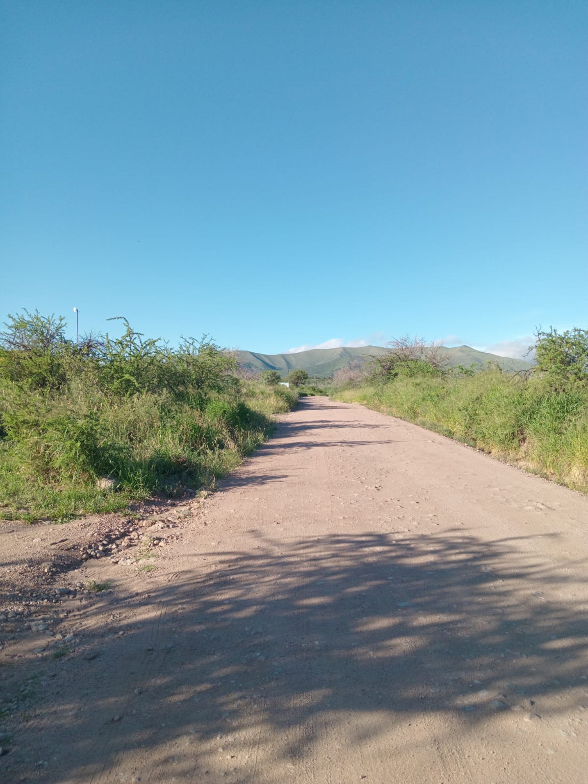 VENTA CASA 2 DORM. EN QUEBRADA DE LUNA- CHARBONIER- CÓRDOBA