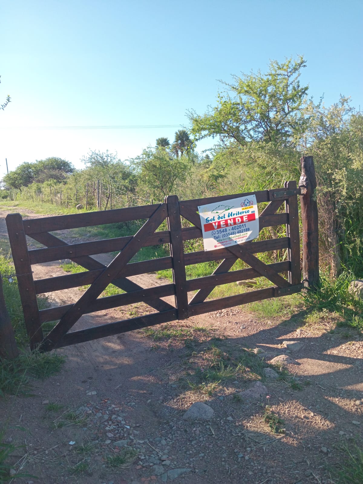 VENTA CASA 2 DORM. EN QUEBRADA DE LUNA- CHARBONIER- CÓRDOBA