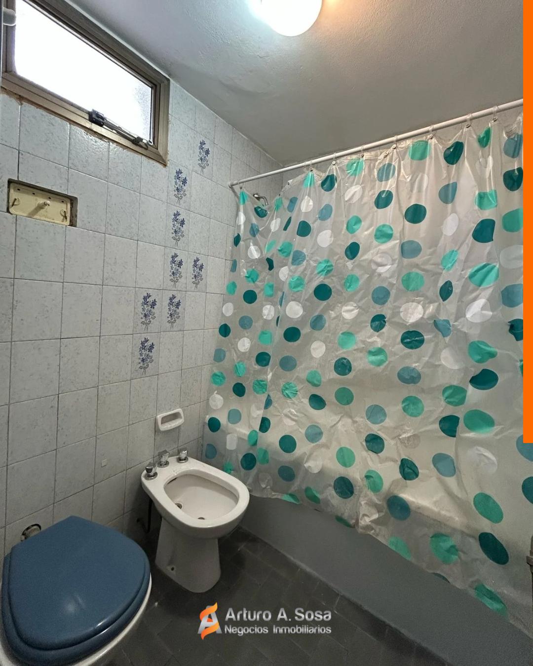 DEPTO AMOBLADO EN ALQUILER CON COCHERA