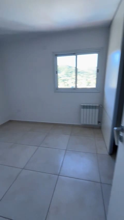 Departamento en Alquiler Carlos Paz  1 dormitorio con balcón y vista a las sierras- Zona centro y terminal