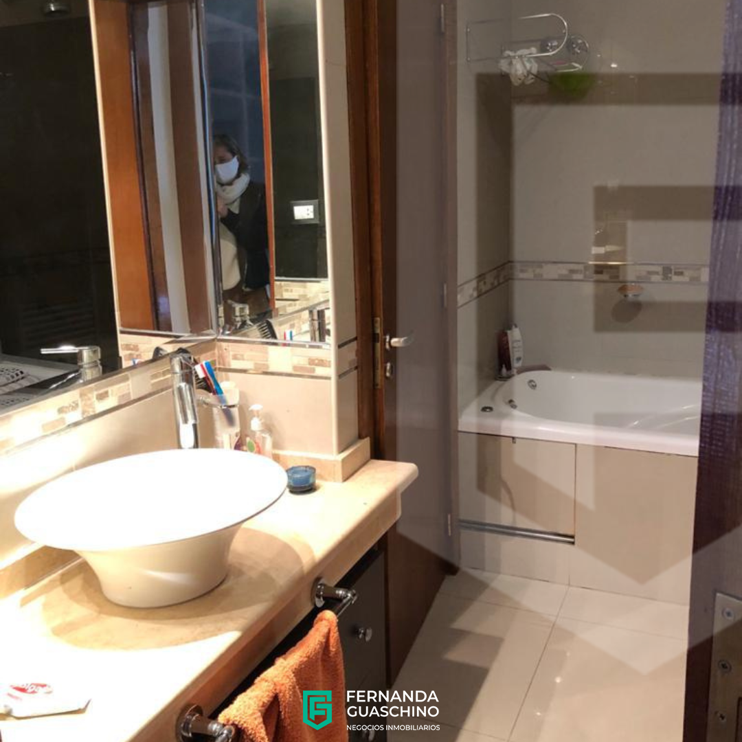 EN VENTA HERMOSO SEMIPISO TORRE MACERATTA