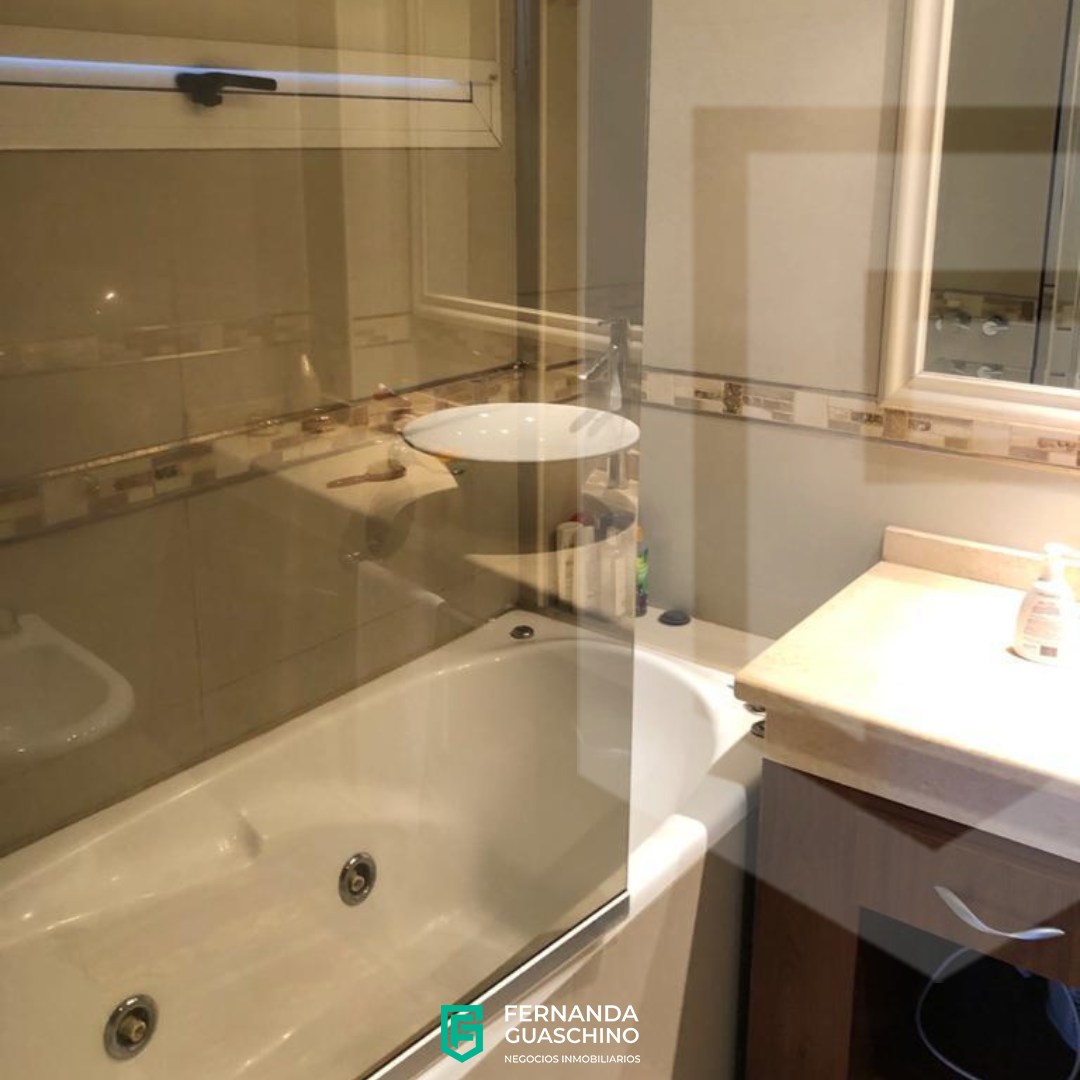 EN VENTA HERMOSO SEMIPISO TORRE MACERATTA