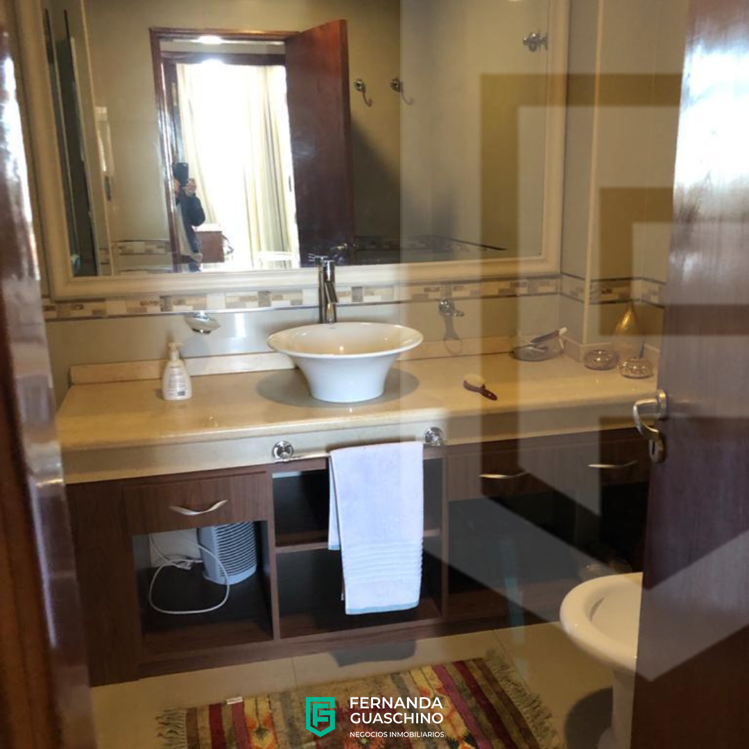 EN VENTA HERMOSO SEMIPISO TORRE MACERATTA