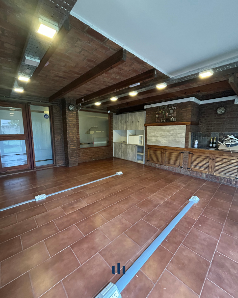 CASA EN ALQUILER EN ZONA NORTE, APTO COMERCIAL