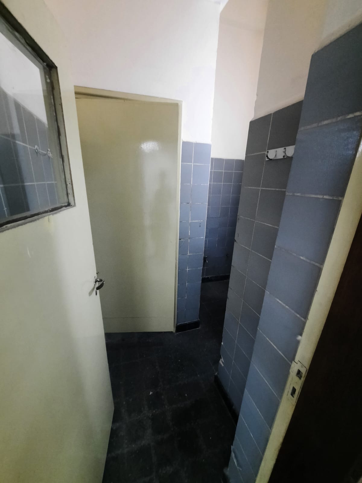 LOCAL DISPONIBLE SOBRE DEAN FUNES AL 100 ENTREGA 1 DE AGOSTO