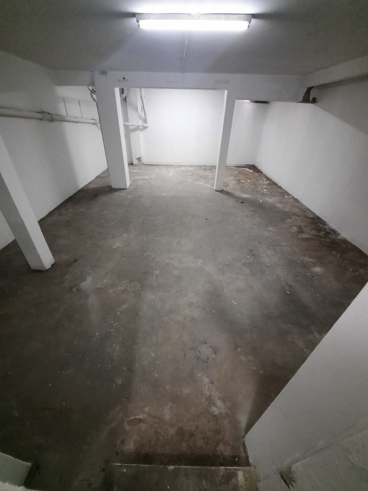 LOCAL DISPONIBLE SOBRE DEAN FUNES AL 100 ENTREGA 1 DE AGOSTO