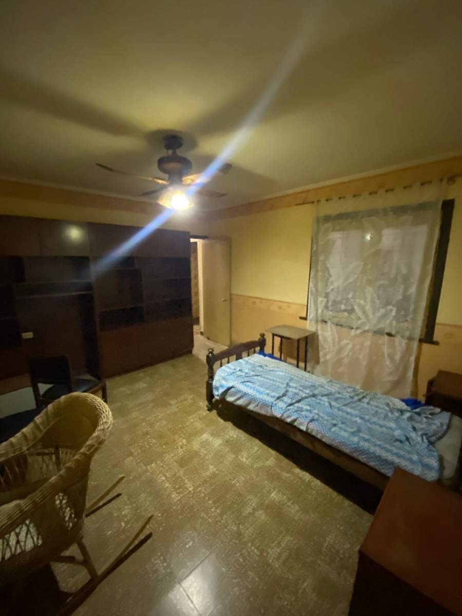 Casa de 3 Dormitorios en Alquiler  A 2 Cuadras de Santa Ana, Sobre Félix Paz