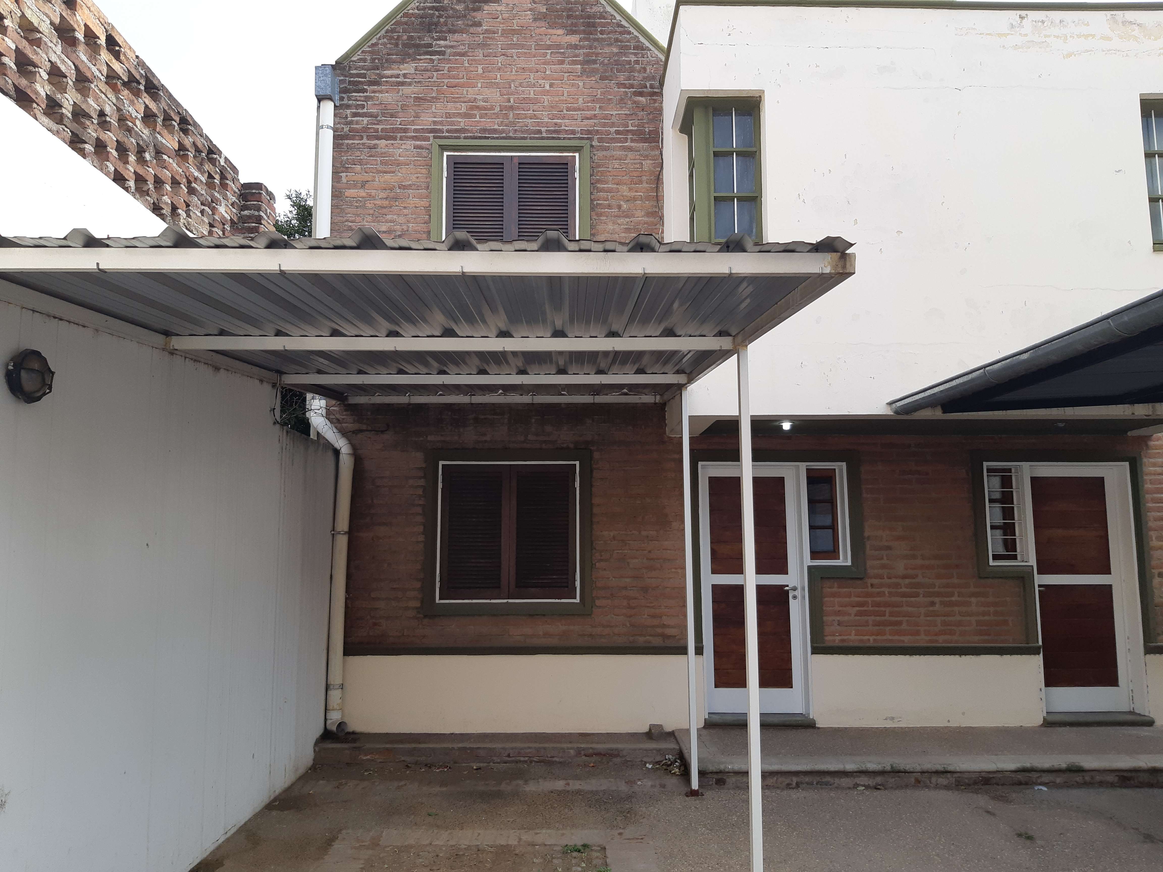 DUPLEX EN ALQUILER BARRIO ZUMARAN