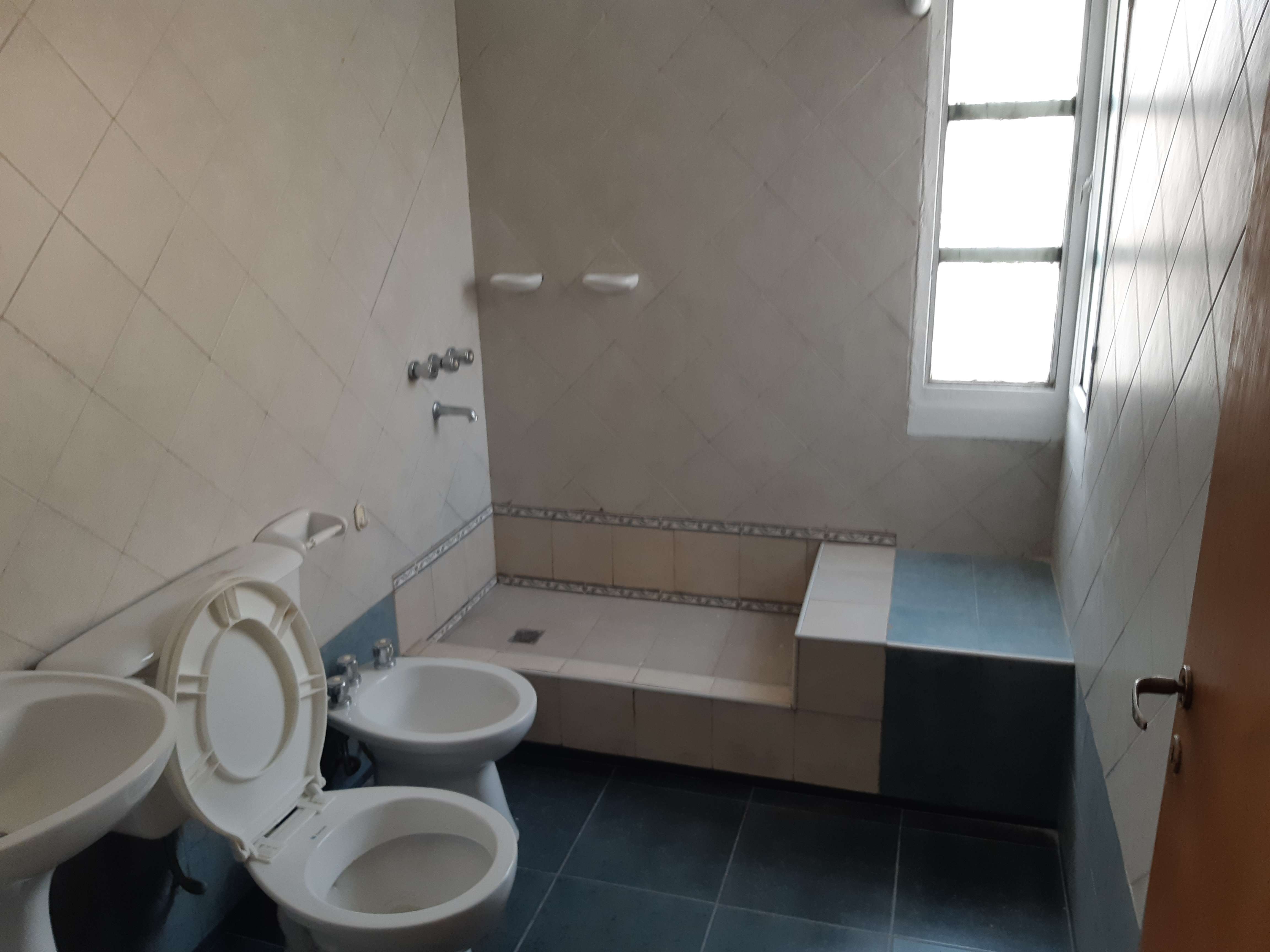 DUPLEX EN ALQUILER BARRIO ZUMARAN