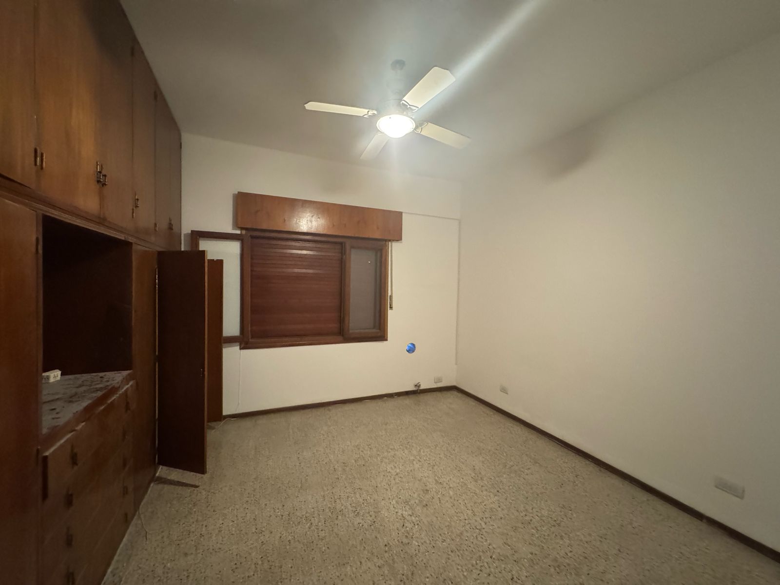 ALQUILER CASA PARA USO COMERCIAL EN CAMINO SAN CARLOS!!