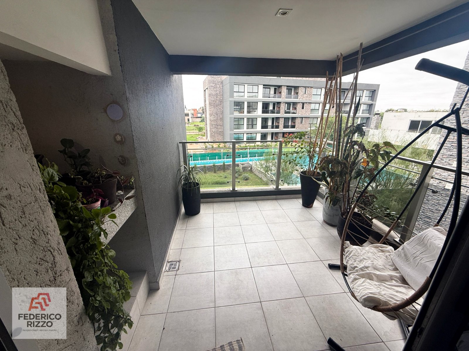 ALQUILER EXCLUSIVO - Departamento de 2 dormitorios en Casonas de los Arcos, Barrio Manantiales