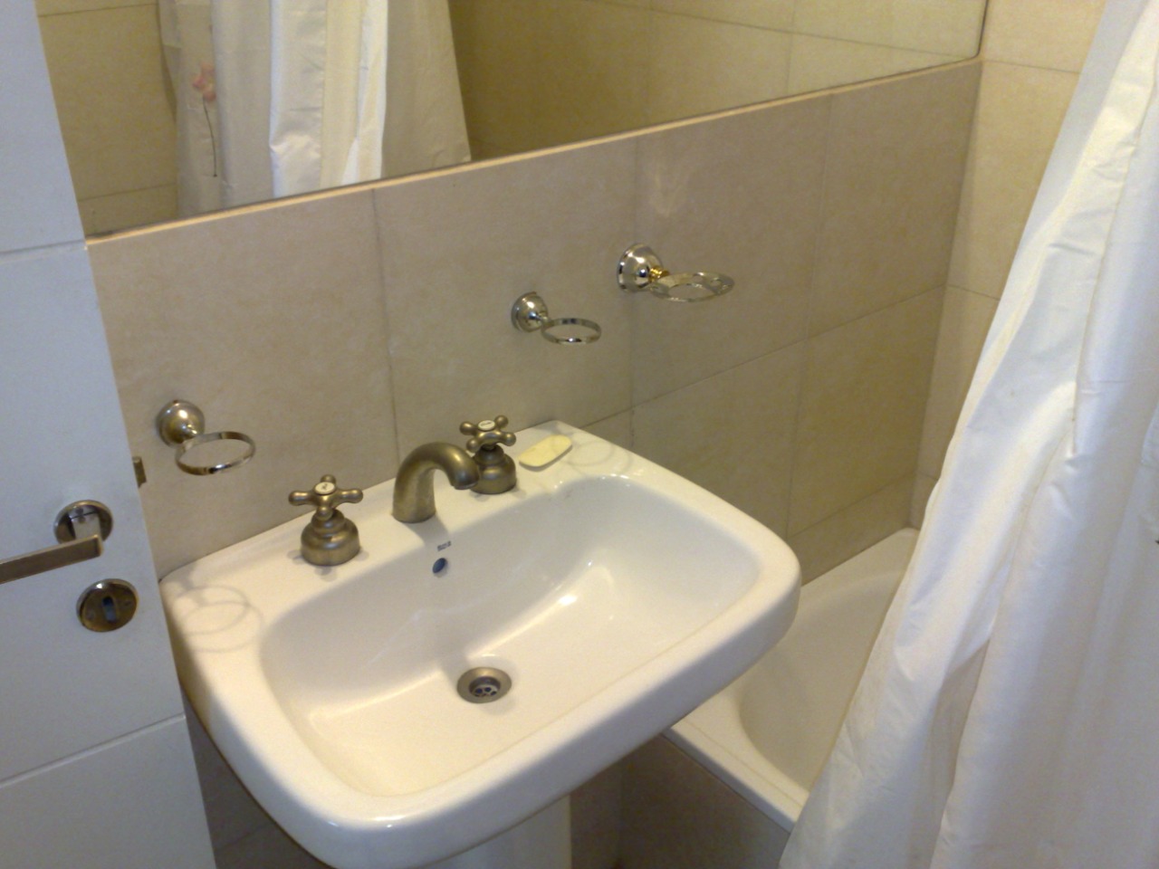 Departamento en alquiler de 1 dormitorio s 9 de Julio 711