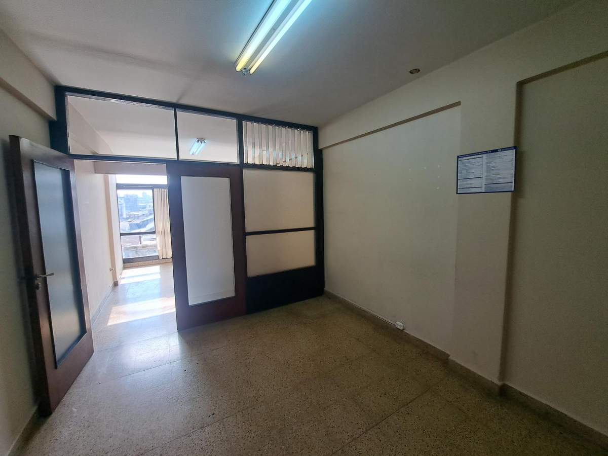 Se Vende Oficina Comercial en El Centro de Córdoba