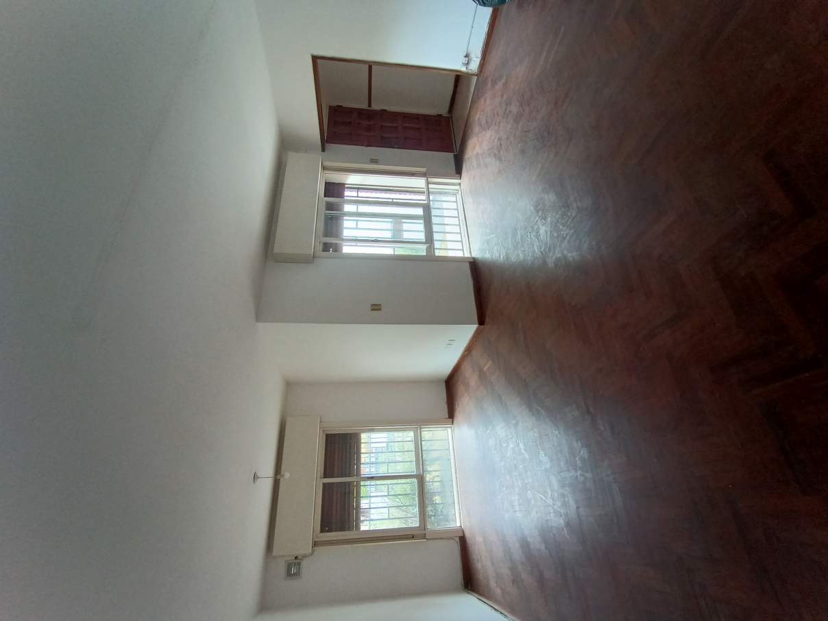 Maipú 2da  4 dormitorios  2 baños  Cochera