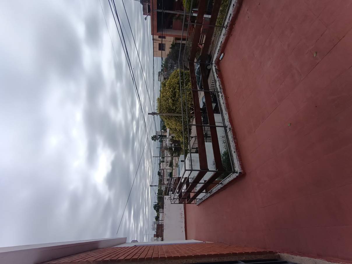 Maipú 2da  4 dormitorios  2 baños  Cochera