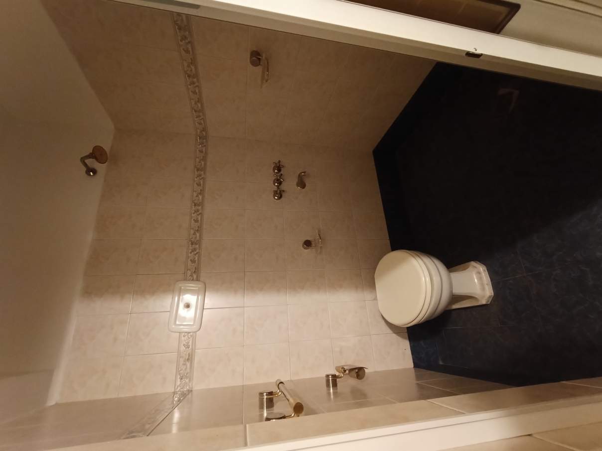 Maipú 2da  4 dormitorios  2 baños  Cochera