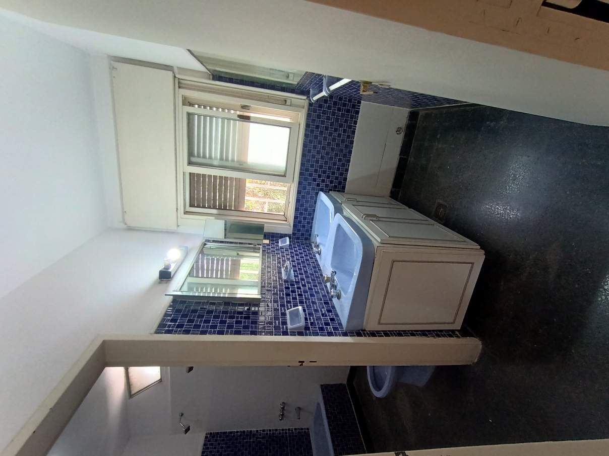 Maipú 2da  4 dormitorios  2 baños  Cochera