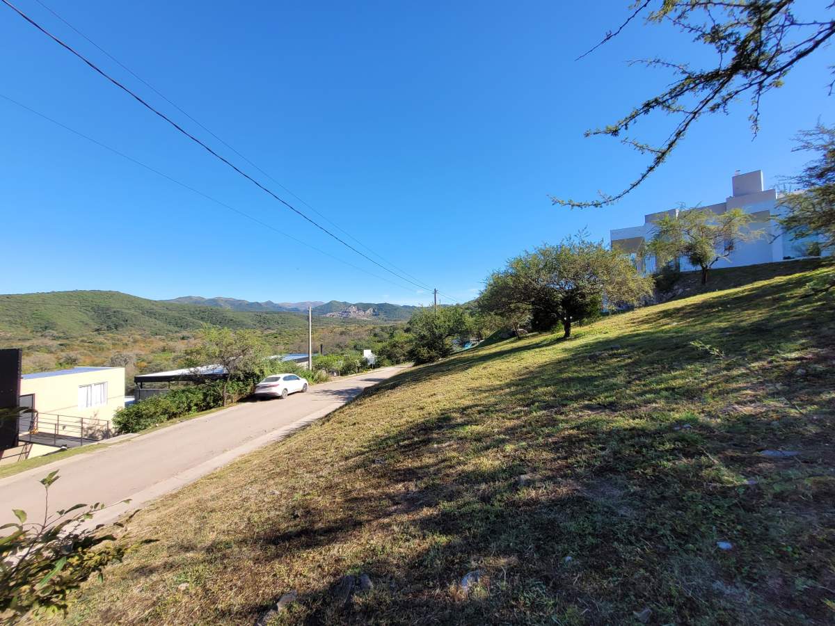 Venta Lote Cumbres del Golf Villa Allende 1013 m Excelentes Vistas