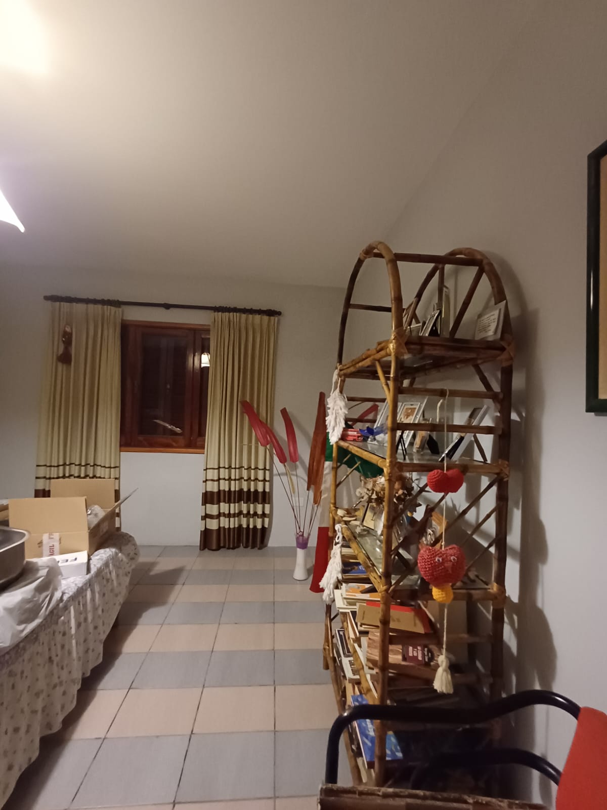 CASA EN VENTA - 4 DORMITORIOS - BARRIO SAN RAFAEL