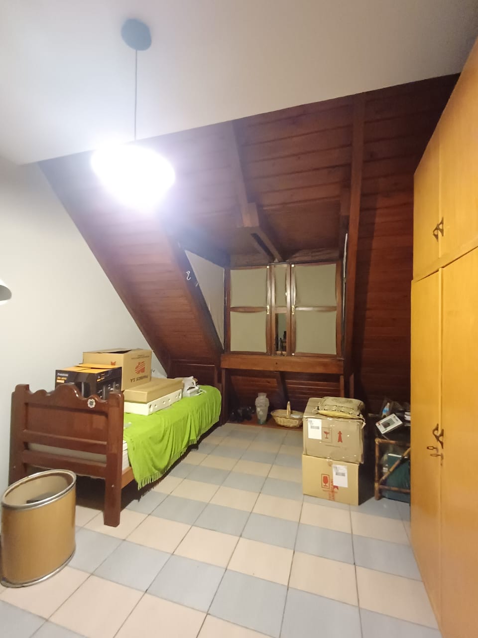 CASA EN VENTA - 4 DORMITORIOS - BARRIO SAN RAFAEL