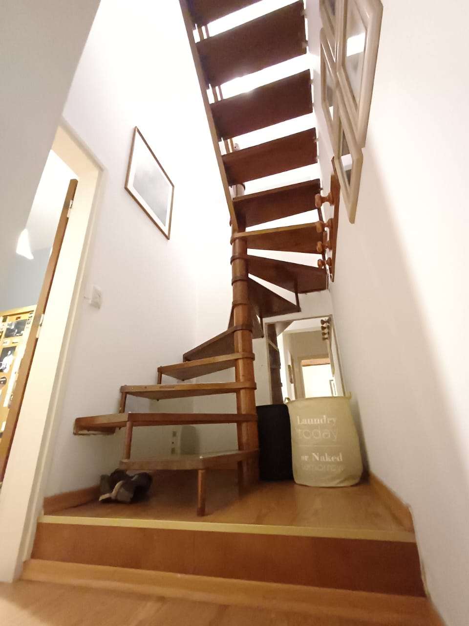 CASA EN VENTA - 4 DORMITORIOS - BARRIO SAN RAFAEL