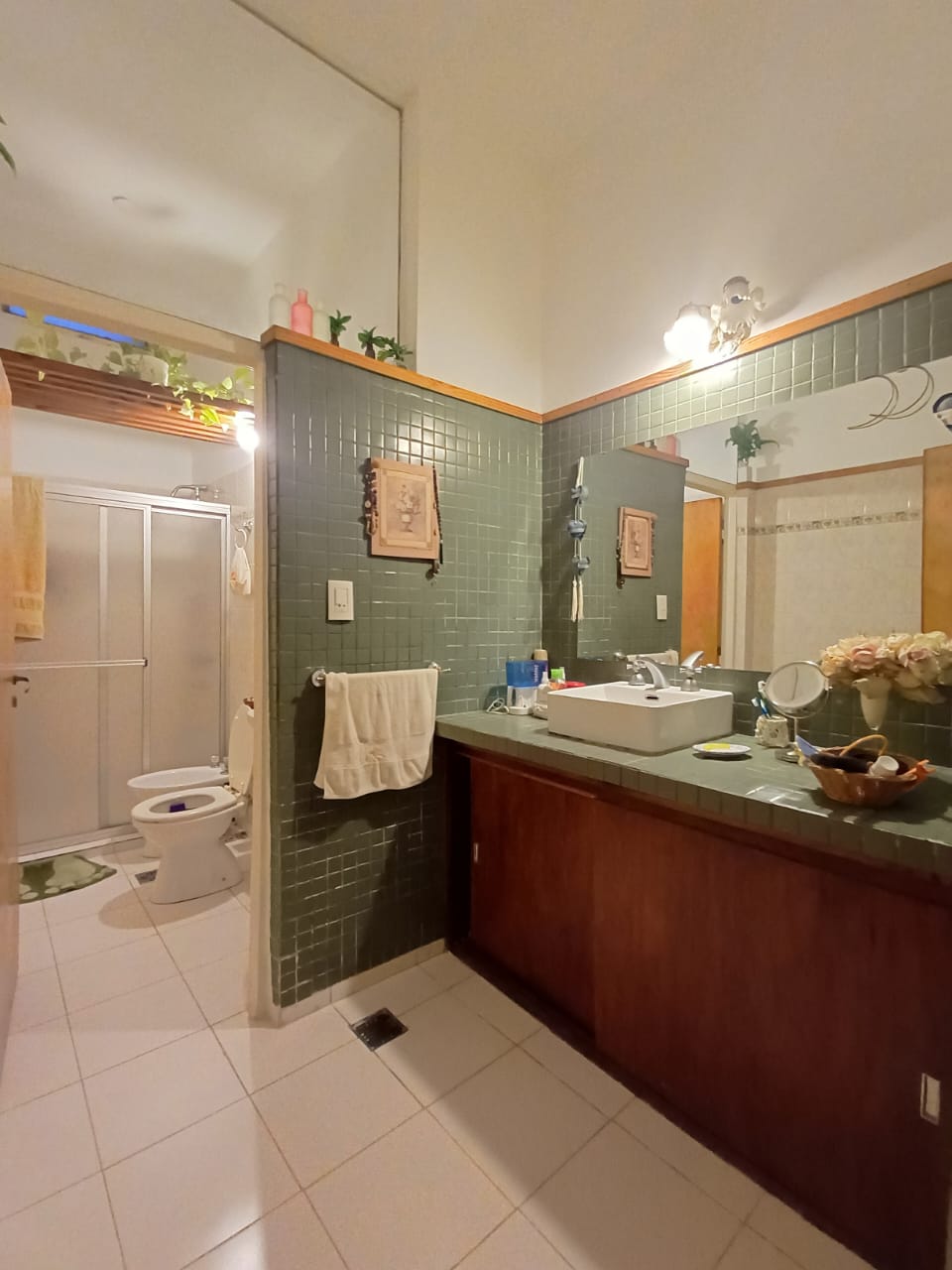 CASA EN VENTA - 4 DORMITORIOS - BARRIO SAN RAFAEL