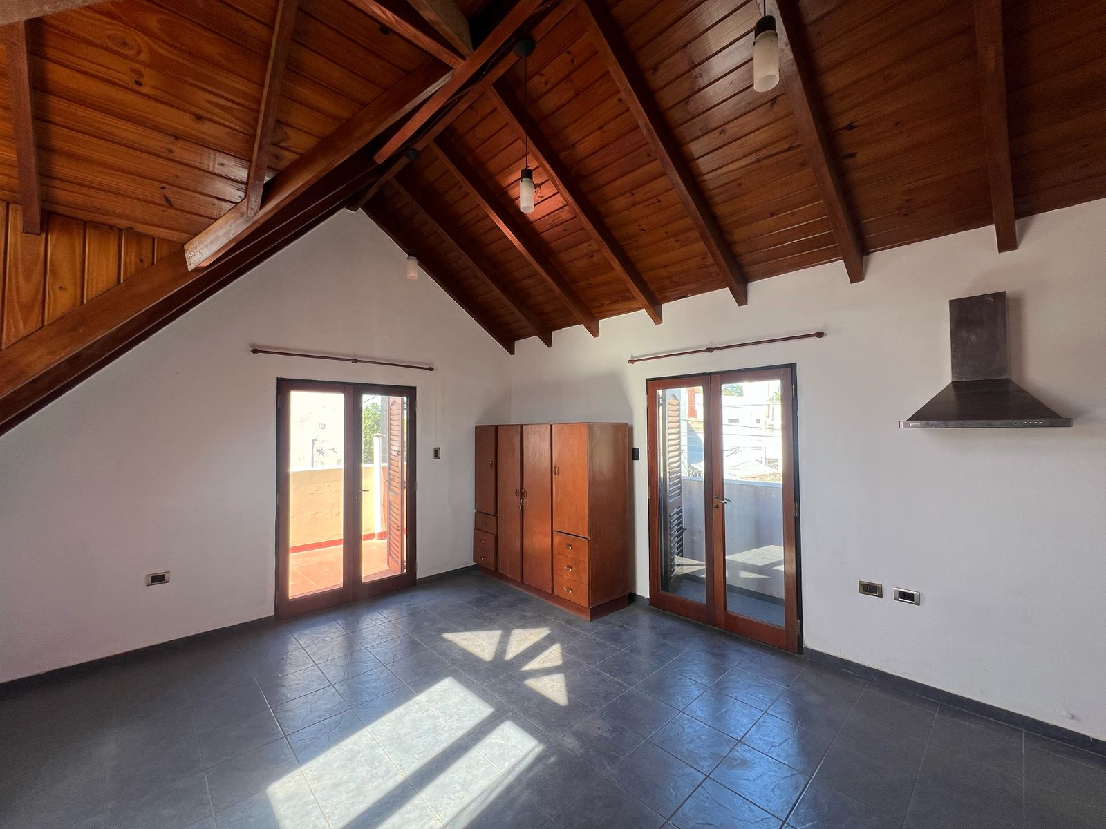 ALQUILO DEPARTAMENTO 1 DORMITORIO B ALTOS DE VELEZ SARSFIELD.