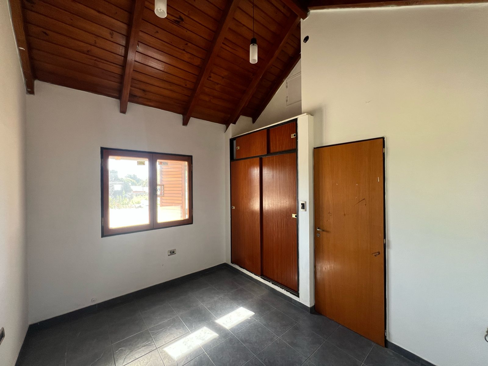 ALQUILO DEPARTAMENTO 1 DORMITORIO B ALTOS DE VELEZ SARSFIELD.