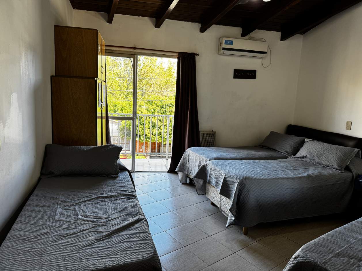 VENTA HOTEL CENTRICO CARLOS PAZ - EXCELENTE RENTA