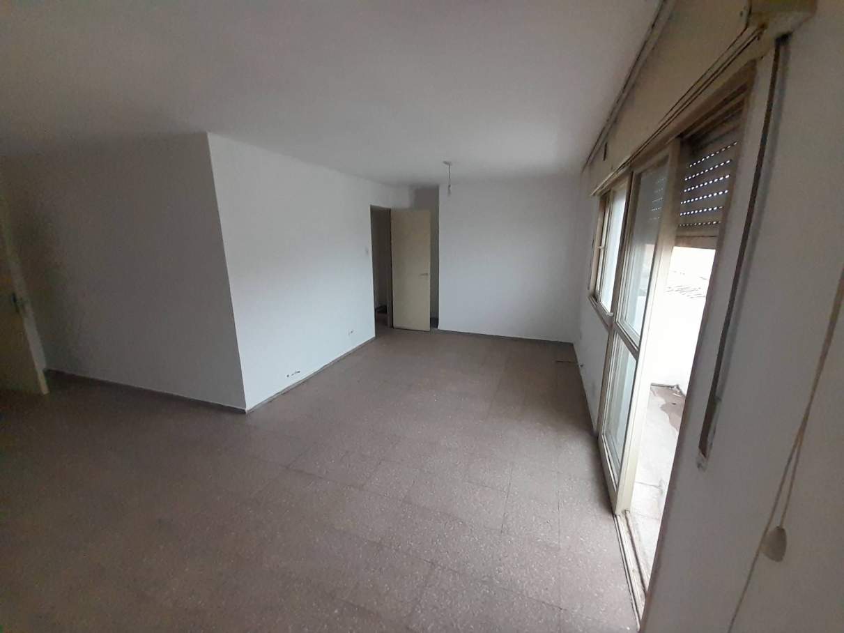 Departamento - Av. General Paz  636 - Centro