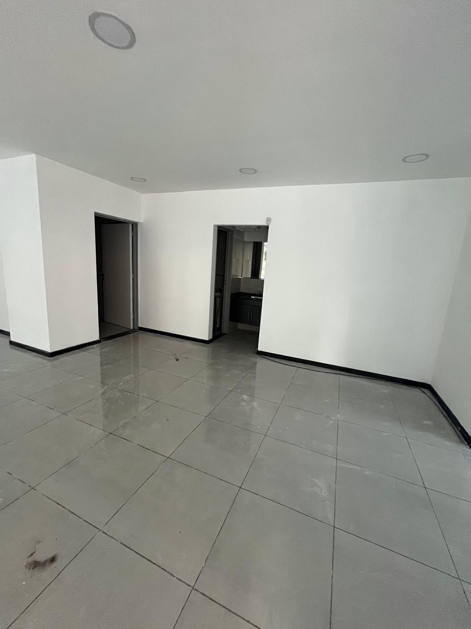 EN ALQUILER LOCAL COMERCIAL EN ESQUINA  NUEVA CÓRDOBA
