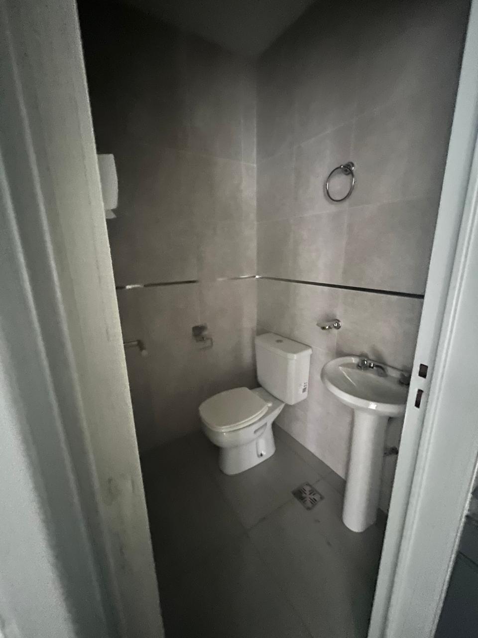EN ALQUILER LOCAL COMERCIAL EN ESQUINA  NUEVA CÓRDOBA