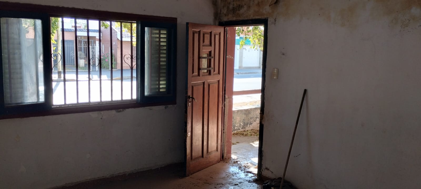 Vendo Casa a refaccionar