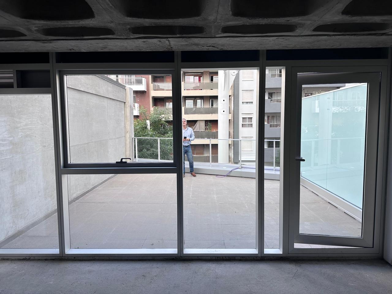 OFICINA EN ALQUILER  A ESTRENAR  POCITO PREMIUM EN DÓLARES