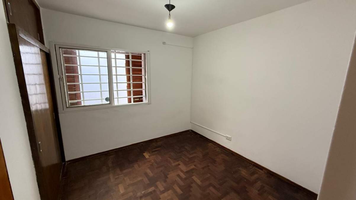 Casa en alquiler de 3 dormitorios con escritorio en Parque Horizonte