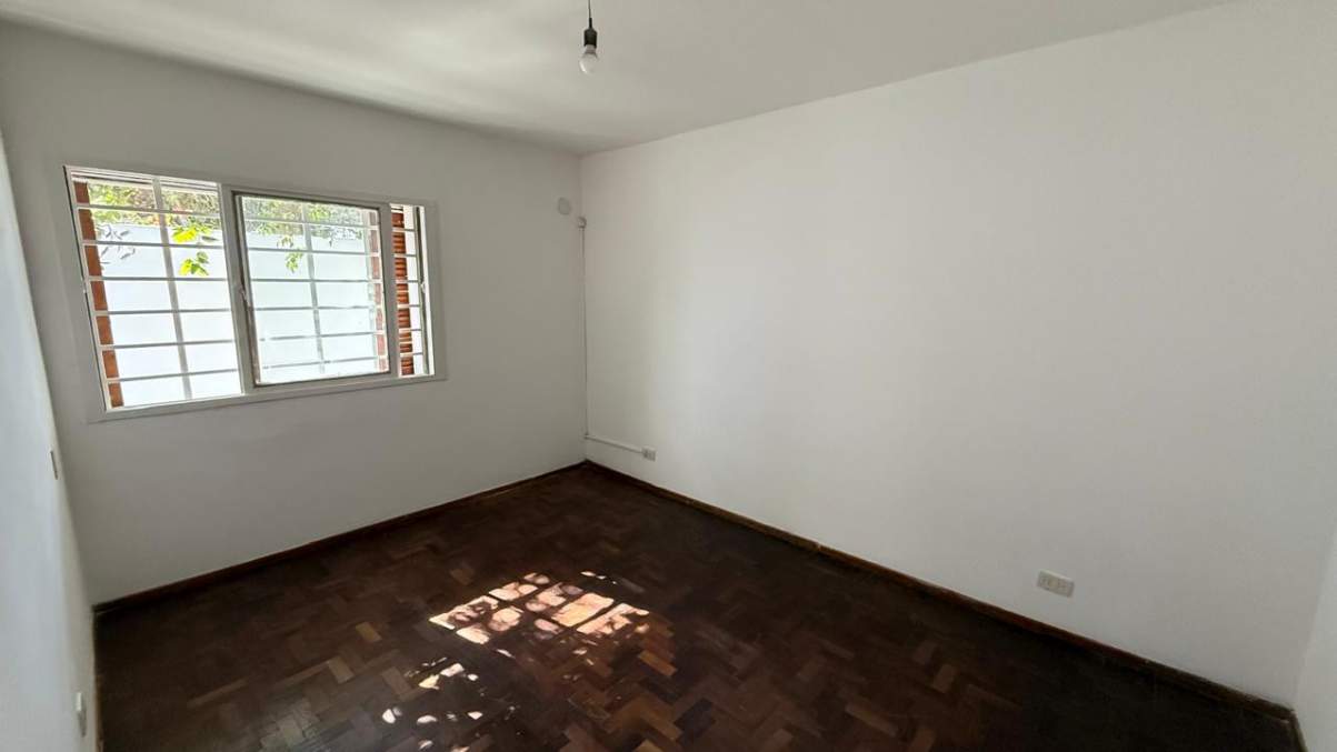 Casa en alquiler de 3 dormitorios con escritorio en Parque Horizonte