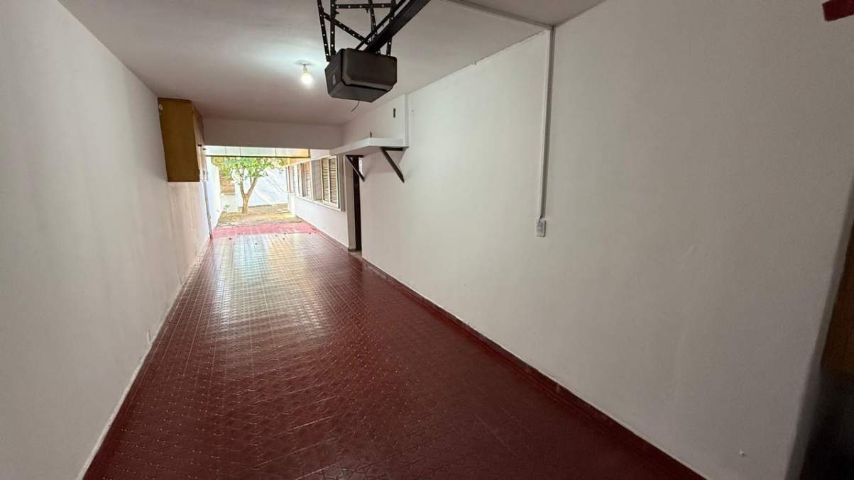 Casa en alquiler de 3 dormitorios con escritorio en Parque Horizonte