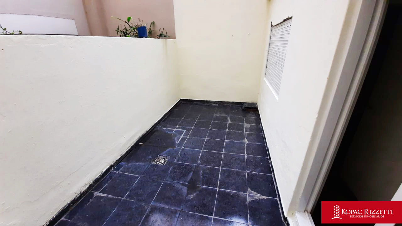 CENTRO ( JUJUY 246) - ALQUILER OFICINA.