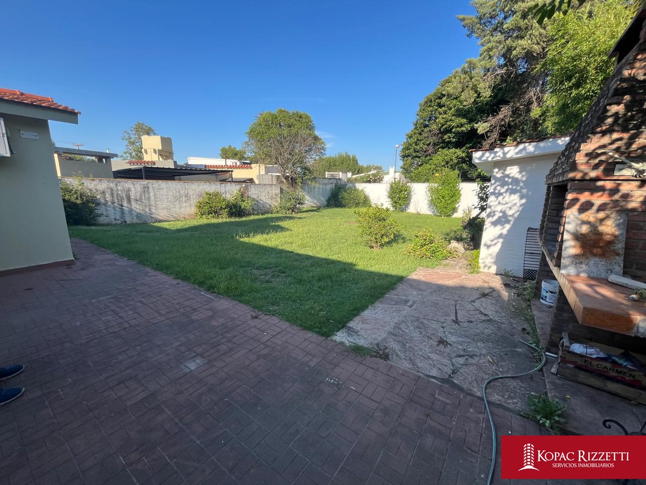 ARGUELLO (JUAN NEPPER 6651) - VENTA CASA 3 DORMITORIOS